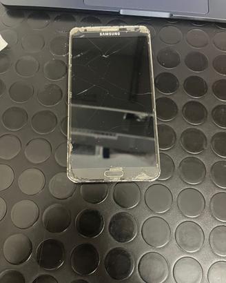 Samsung Note 3 con schermo rotto