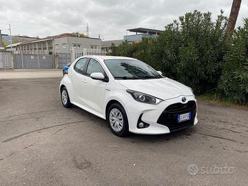 Toyota Yaris 1.5 Hybrid 5 porte Active