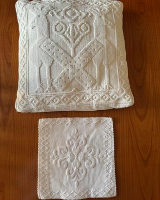 Set cuscino e centrino