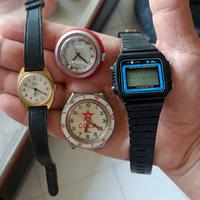 Lotto 4 orologi vintage 2 funzionanti 2 x ricambi