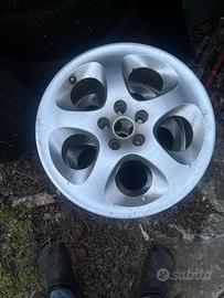 3 cerchi Alfa Romeo R16