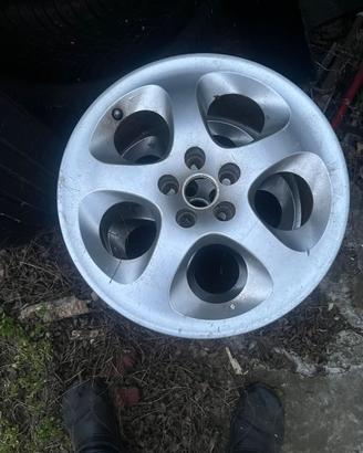 3 cerchi Alfa Romeo R16