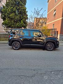 vende  RENEGATE GPL COME NUOVA