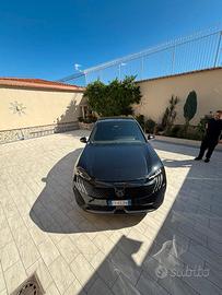 Peugeot  3008 nera ultimo modello