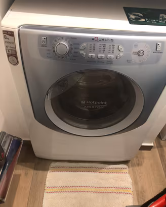 Lavatrice Hotpoint Ariston Aqualis 8 kg