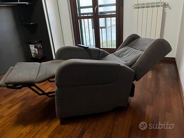 Poltrona elettrica per anziani con batteria