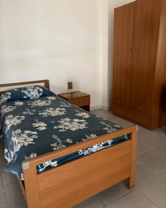 Arredamento camera singola