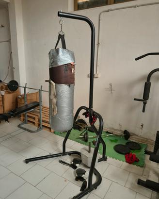 Supporto sacco da boxe