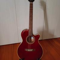 Chitarra elettro-acustica Takamine 