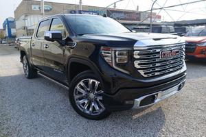 GMC Sierra 1500 4WD Crew Cab 6.2L EcoTec3 V8 DEN