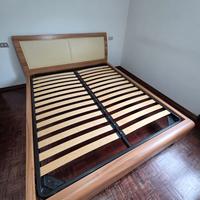 Letto matrimoniale e rete a doghe