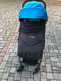 Passeggino leggero pieghevole tenuto benissimo