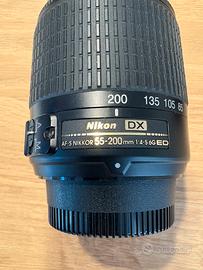 Teleobiettivo Nikon 55-200