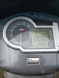 Aprilia Sport city 250
