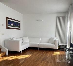 DIVANO CASSINA MODELLO MED