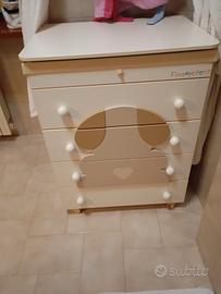 fasciatoio e lettino 