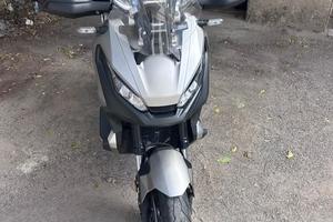 XADV 750