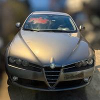 ALFA ROMEO 159 PER RICAMBI