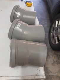 Set di 4 raccordi per scarico in PVC.