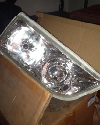 fanale anteriore sx volvo v40