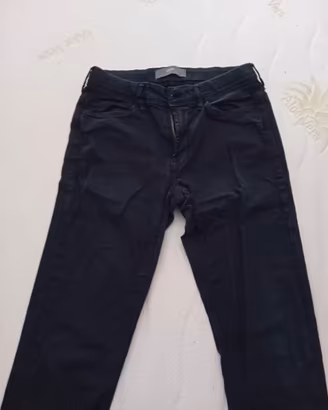 jeans neri elasticizzati