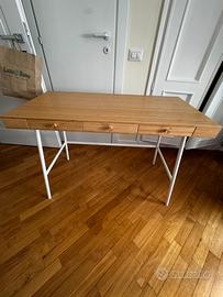 Scrivania Ikea in Bambu