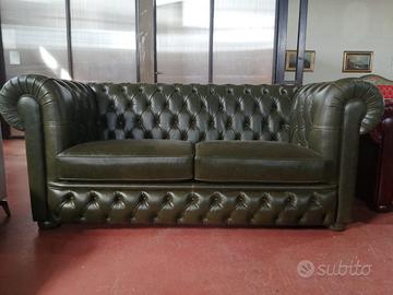 Chesterfield 2 posti max in pelle