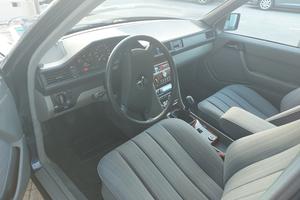 Mercedes Benz  W124, 200,230,300 CE