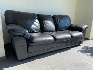 DIVANI IN PELLE 3+2 posti nero