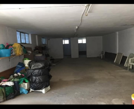 Garage utilizzabile per diverse tipologie