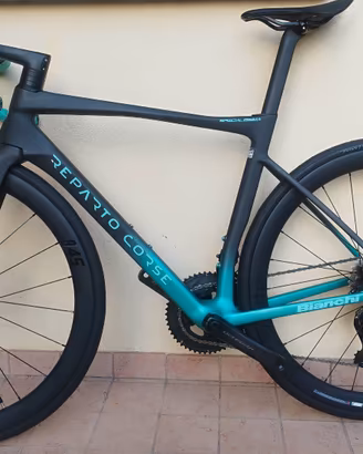 bici da strada bianchi specialissima 