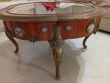 Tavolino da salotto antico