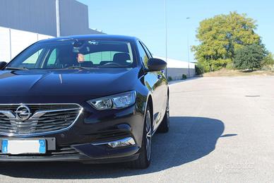 Opel insigna Grandsport 2.0 tdi 169cv