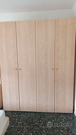 Armadio quattro ante di Mobilificio