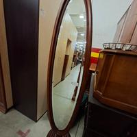 Specchio girevole in legno