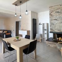 Indipendente quadrivano con terrazza a livello