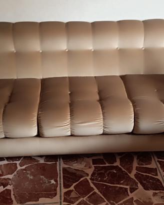 Divano velluto  con letto matrimoniale e materasso