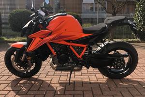 KTM 1390 Super Duke EVO