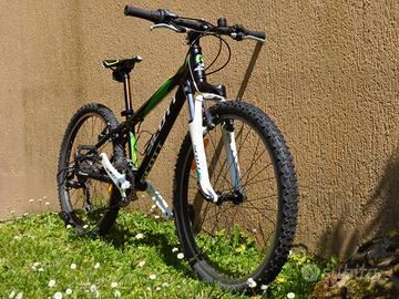 Mountain bike bambino Scott Scale Junior 24 Alivio