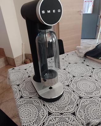 Gasatore Smeg per acqua frizzante 