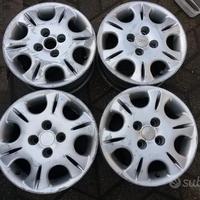 Cerchi da 14 fiat lancia