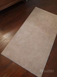 Tappeto rosa cameretta