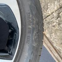 Cerchione r gomme come nuove