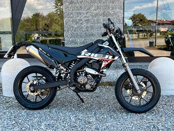 Rieju Marathon Motard 125 LC