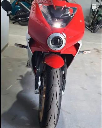 Mv Agusta Superveloce 800