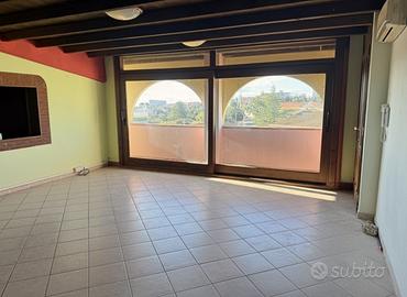 Ampio appartamento con cortile indipendente