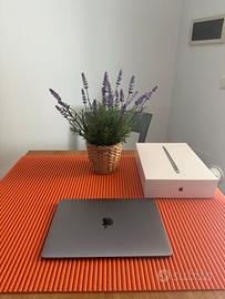 MacBook Air 13” 2019 i5 - Condizioni Perfette
