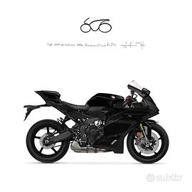 YAMAHA YZF R9