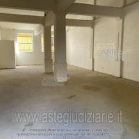 Negozio Loreto Aprutino [A4329288]