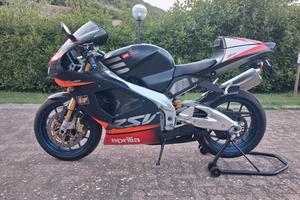 aprilia rsv 1000 r 2002